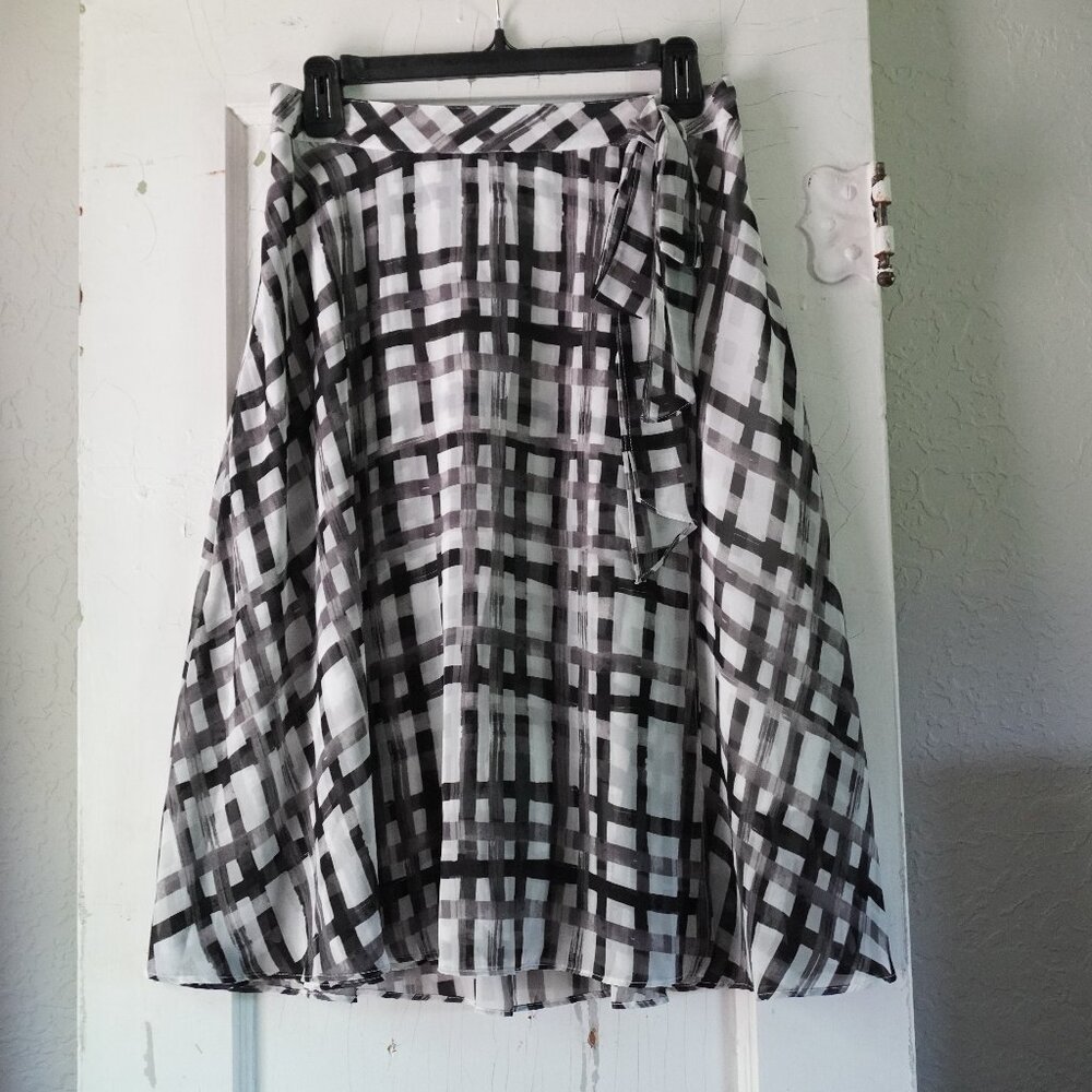 Elle‎ Medium A Line Faux Wrap Skirt